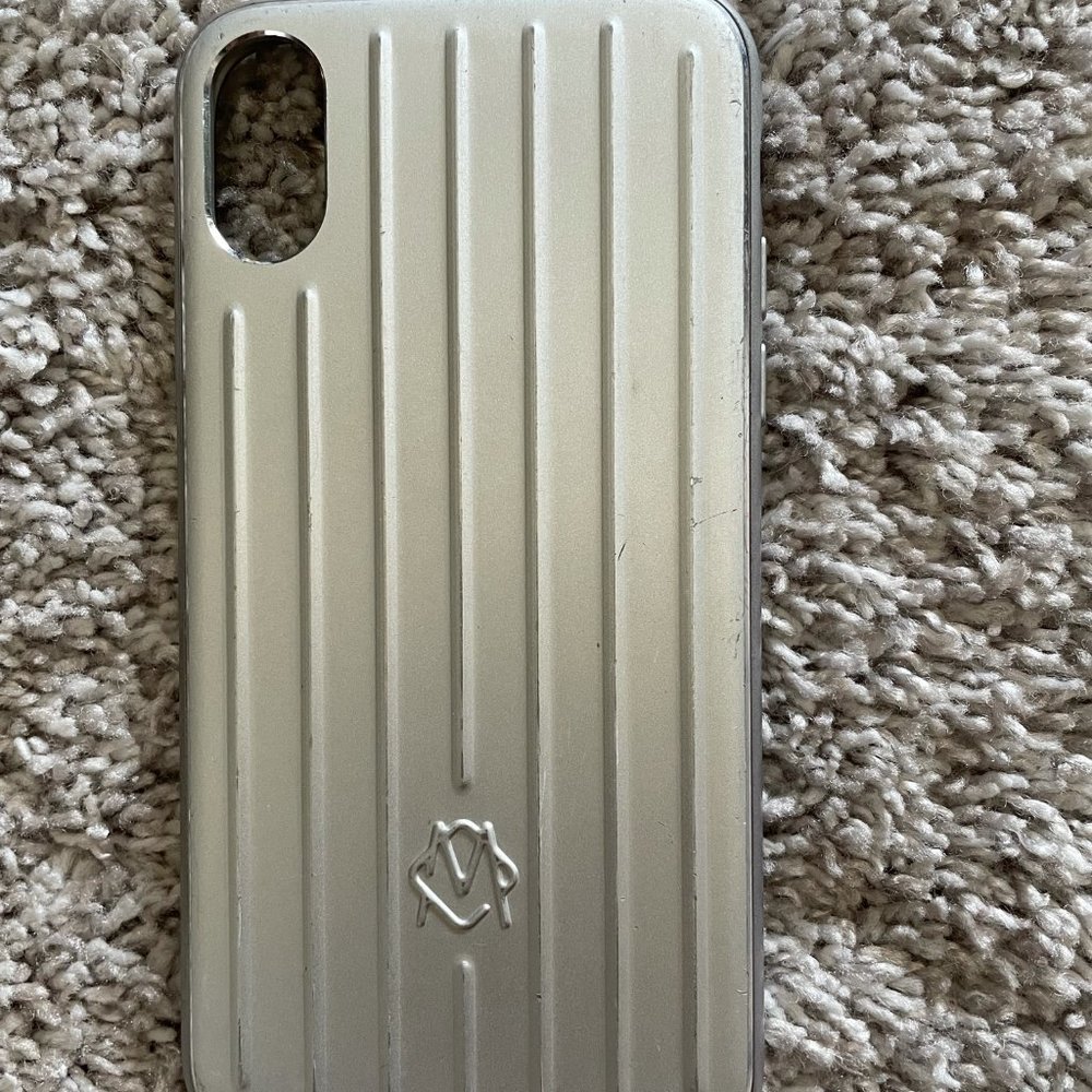 Rimowa Aluminum Groove Case for iPhone X/XS